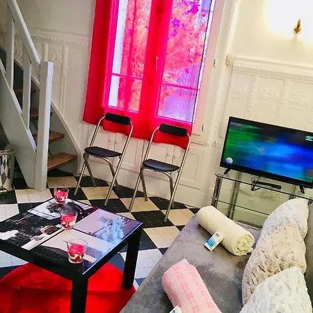 Apartman Le Morny. *